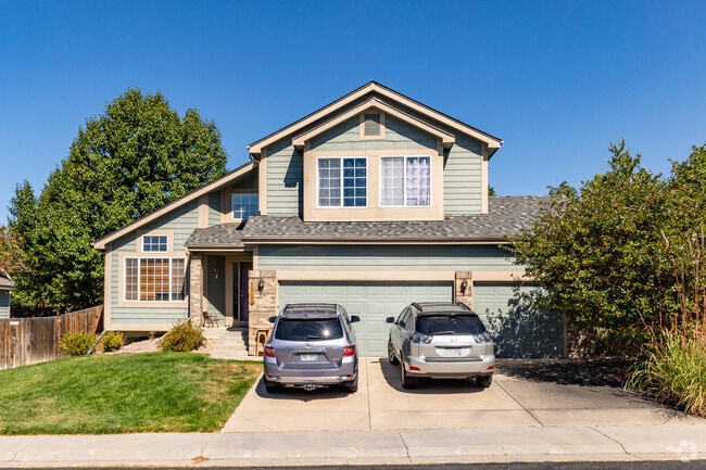 Split-level homes can be spotted in Saddle Rock Ridge.