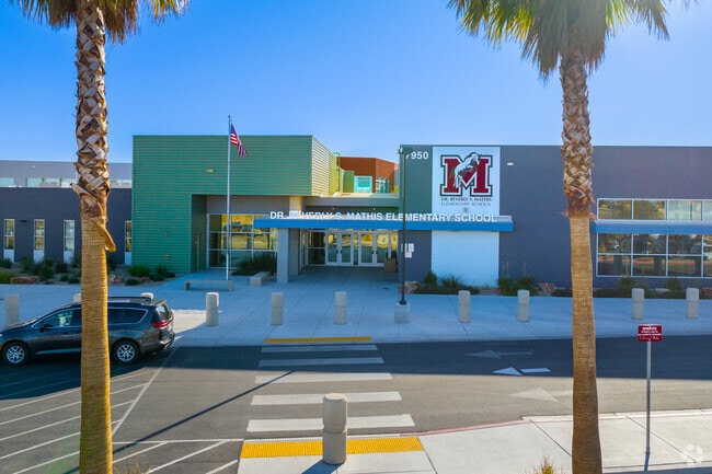 Dr Beverly S Mathis Elementary School Photo 2