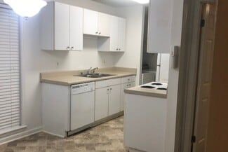 1071 Walnut St Unit C, Macon, GA 31201
