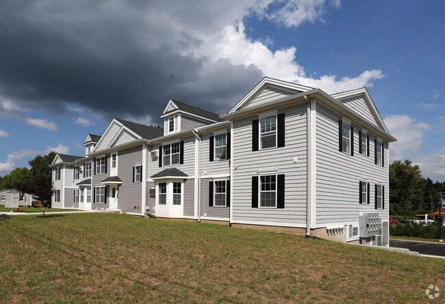 On Ward Apartments, Middletown, CT 06457 - photo 3