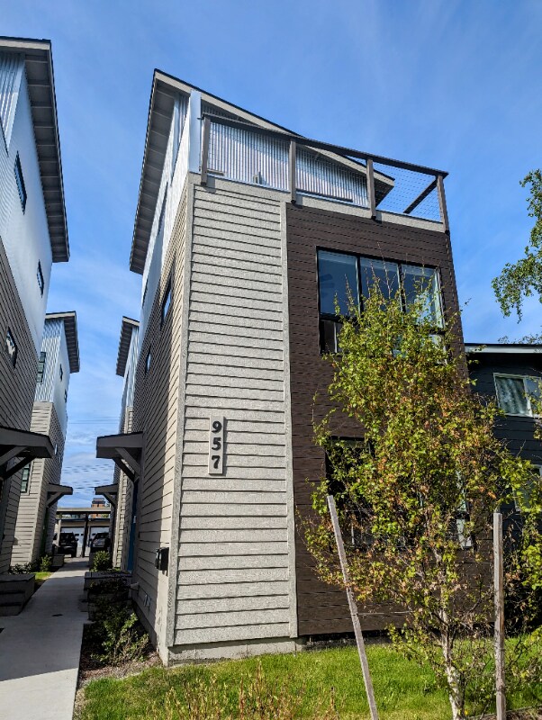 957 W 12th Ave, Anchorage, AK 99501 - photo 3