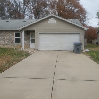 38 Joan Dr Unit 38b Joan dr, St. Peters, MO 63376