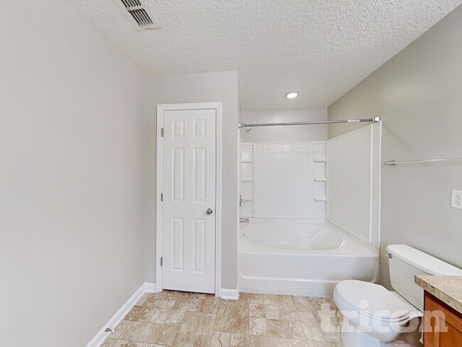 11982 Alexandra Dr, Jacksonville, FL 32218 - photo 7