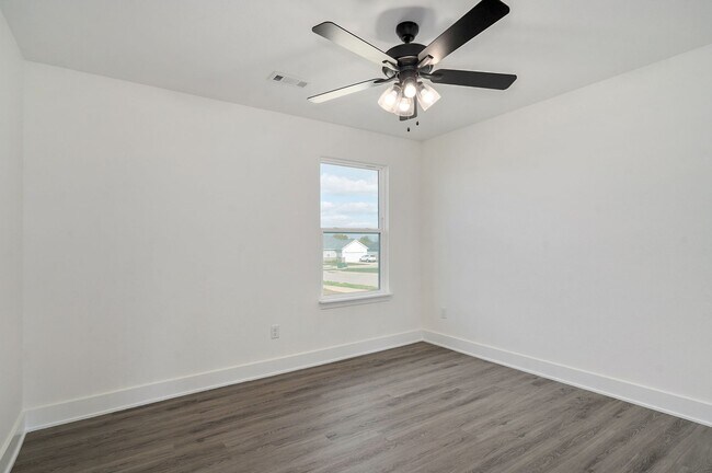 1425 E Charlton St, Republic, MO 65738 - photo 5