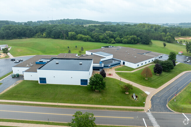 Courses in Reading, Writing, and Literature are available at Hortonville Middle School.