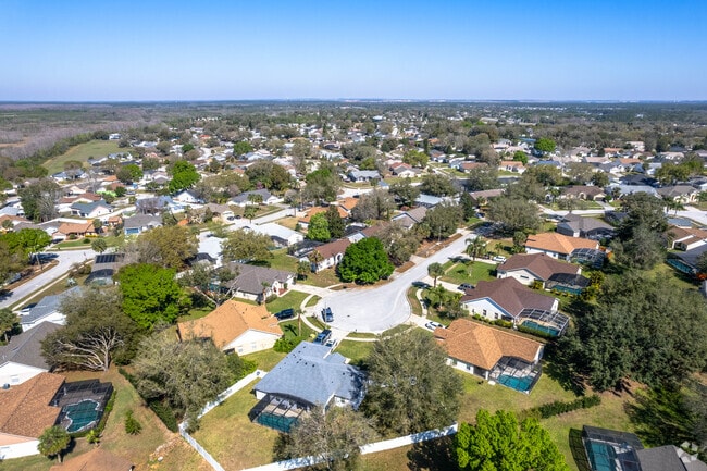 Homes in Greater Groves are primarily single-family ranch houses built in the 1990s and early 2000s.