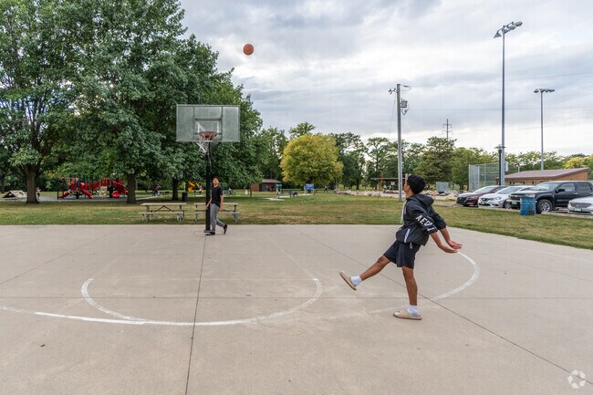 Basketball games at Riverfront Sports Park bring Maples neighbors together.