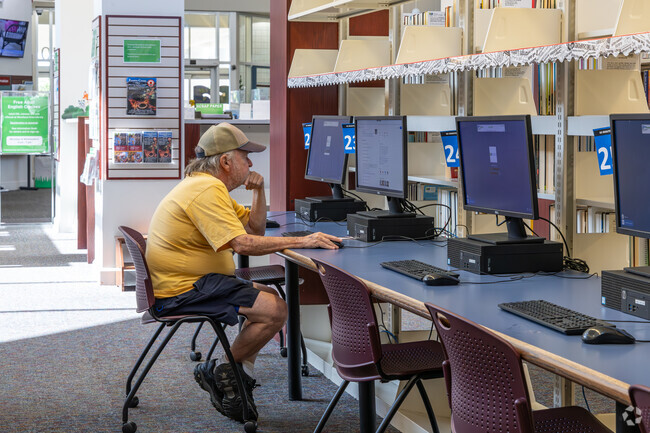 Georgian Heights residents can visit the local library for access to computers and books.