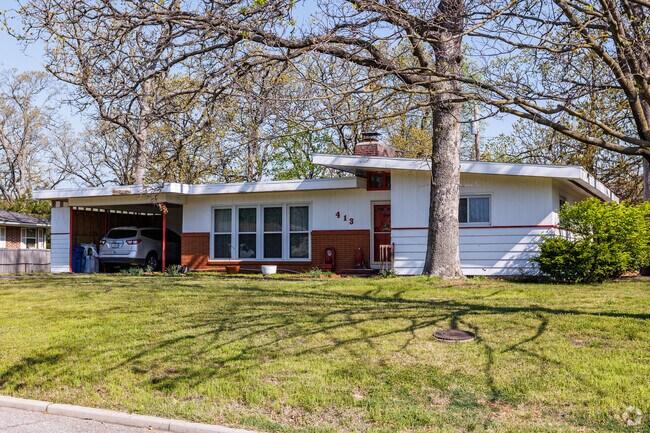 Unique mid-century architecture adds to the housing variety of Park Plaza.