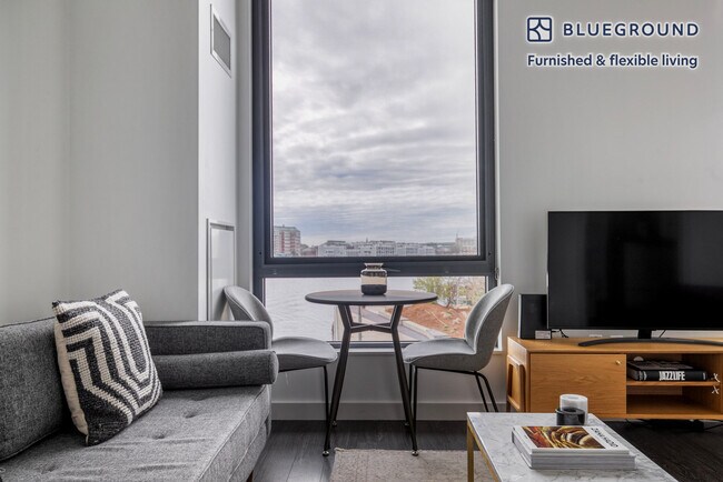 10 New St unit FL2-ID1054, Boston, MA 02128 - photo 4