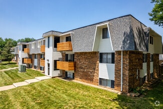 2149 E Sunshine St, Springfield, MO 65804