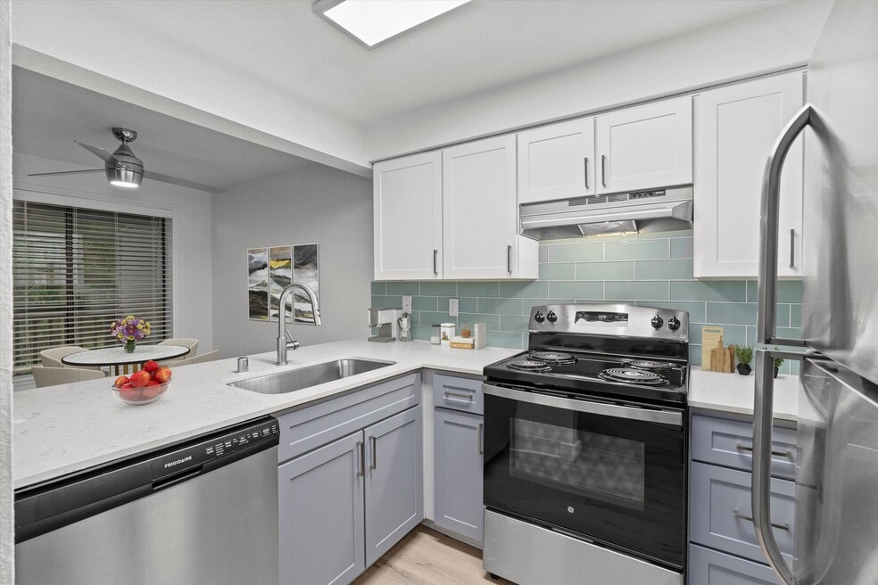 Cedardale, Federal Way, WA 98023 - photo 1