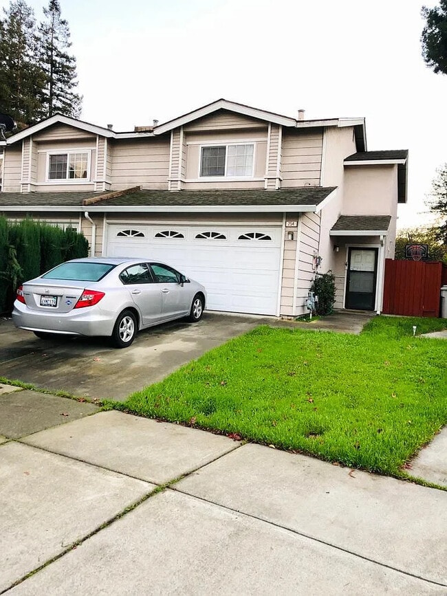 254 Grau Dr, Fremont, CA 94536