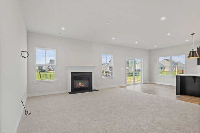 288 Mcnair Rd, Whiteland, IN 46184 - photo 5