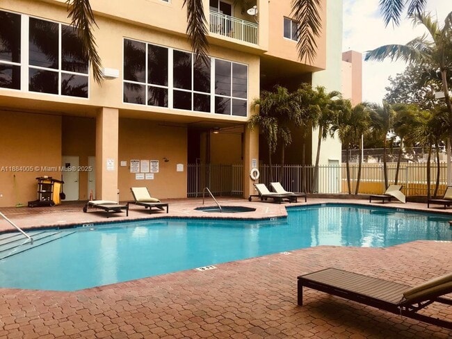 Coral Plaza of Miami unit 704, Miami, FL 33145 - photo 6