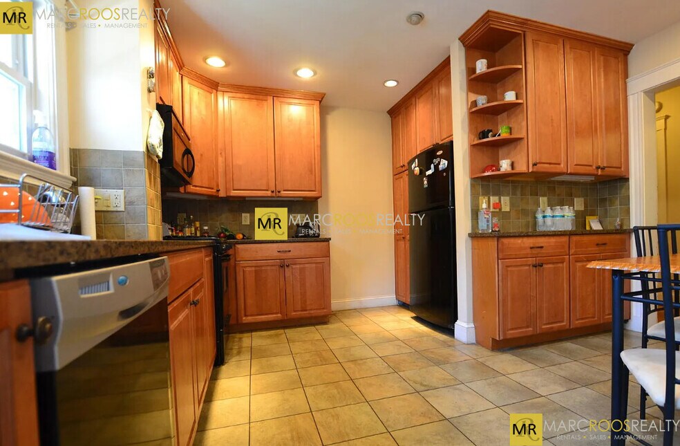 289 Foster St unit 1, Brighton, MA 02135 - photo 1