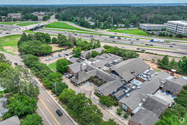 St. Andrew's Episcopal School is a Episcopal school located in Fondren.