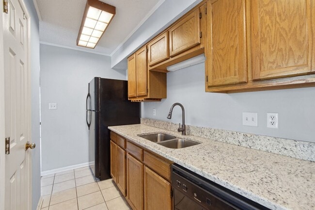 2010 Quaker Landing, Raleigh, NC 27603 - photo 4