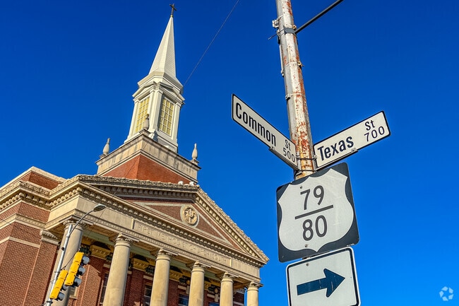 Downtown Riverfront features local historic churches, such as the First Methodist Church South.