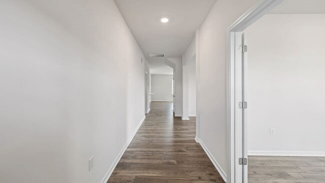 1140 Broadrum St, Piedmont, SC 29673 - photo 2