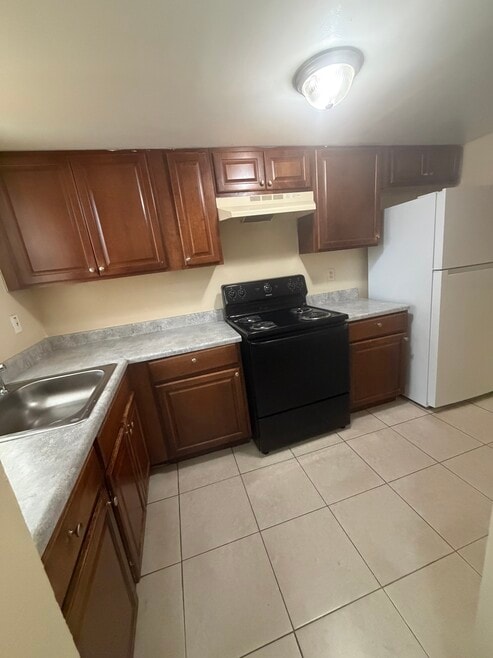 2220 NW 58th Terrace unit 4, Lauderhill, FL 33313 - photo 1
