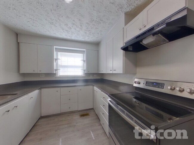 1122 Paramount Cir, Gastonia, NC 28052 - photo 5