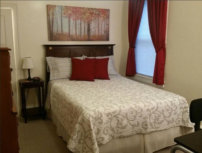 9 Lyon Ct unit 1, Providence, RI 02903 - photo 4