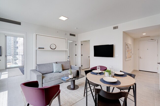 209 NE 3rd St unit ID1028780P, Miami, FL 33132 - photo 6