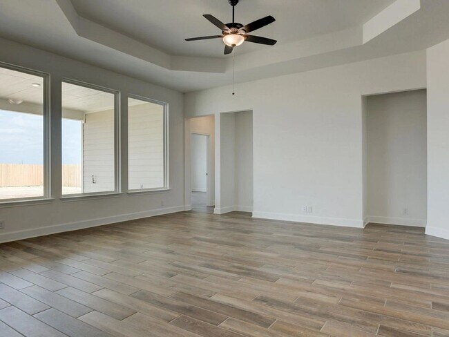 113 Annette Dr unit 36451157, Castroville, TX 78009 - photo 7