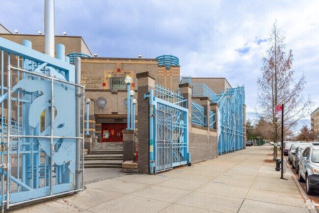 P.S. 008 The Luis Belliard School
