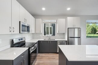 6201 SE Quail Park Ln, Milwaukie, OR 97222