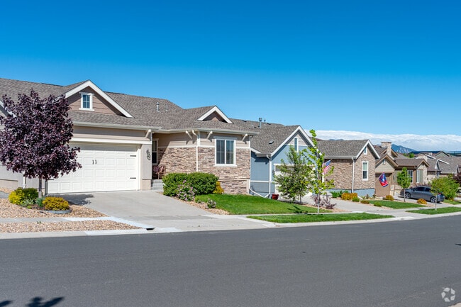 Skyestone homes offer modern comfort in a quiet, 55+ Broomfield community.