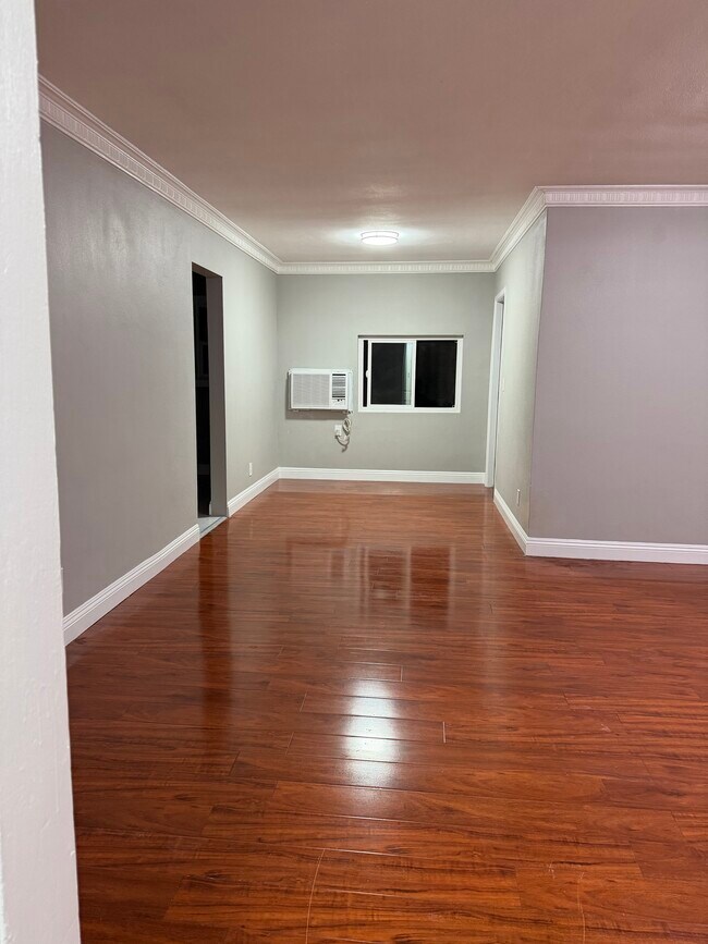 1483 Allison Ave, Los Angeles, CA 90026 - photo 5