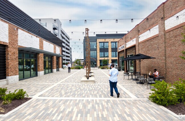 Newly opened Yard 56 offers Graceland Park a casual spot to meet friends and grab a bite to eat.