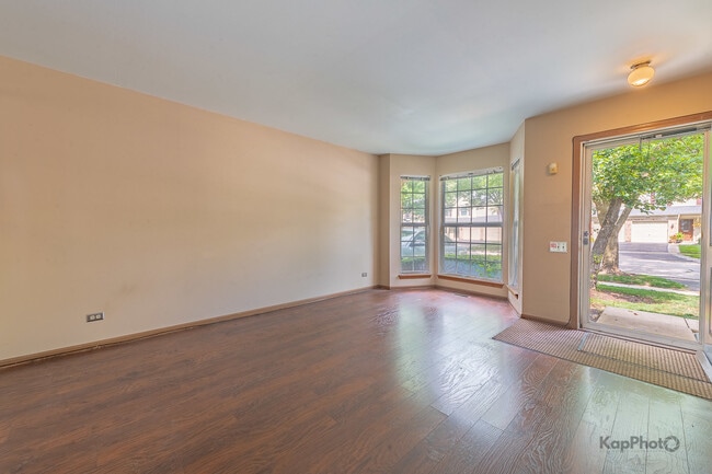 1915 Brighton St, Downers Grove, IL 60516 - photo 6