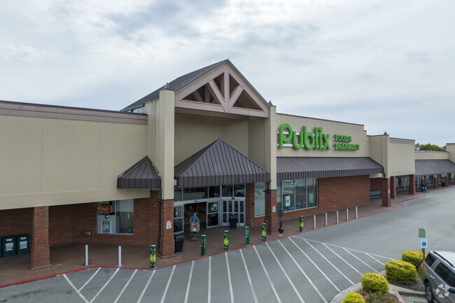 Publix supermarket is known for it's high quality meats, produce, and groceries.