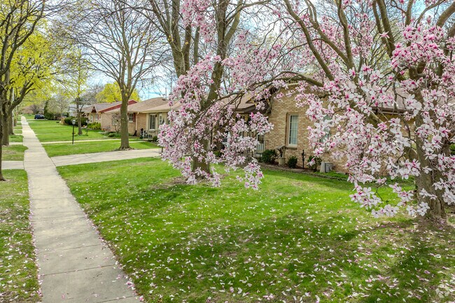 Root River Estates explodes with flowers in the springtime.