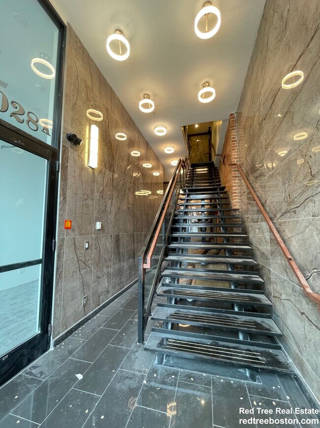 1016 Commonwealth Ave, Boston, MA 02215 - photo 6