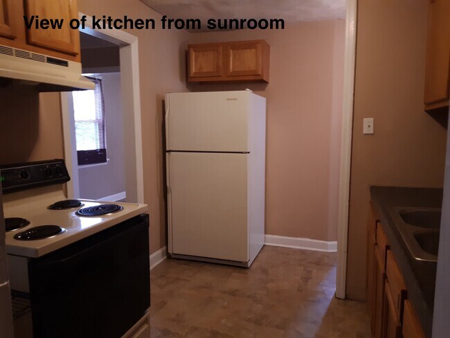 105 Meadowbrook St, Clinton, TN 37716 - photo 6