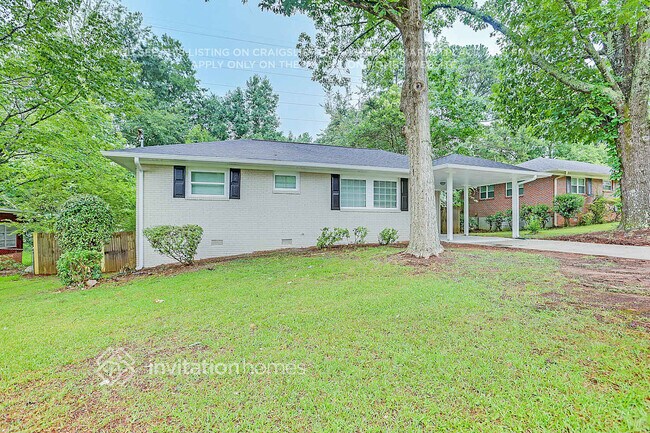 2716 Lancaster Dr, Atlanta, GA 30344 - photo 3