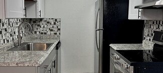 4725 W Powell Blvd, Gresham, OR 97030