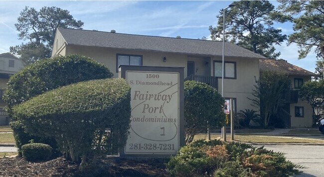 15919 Golf Club Dr unit 109, Crosby, TX 77532 - photo 2