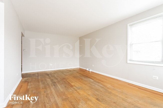 3028 W 141st St, Blue Island, IL 60406 - photo 3