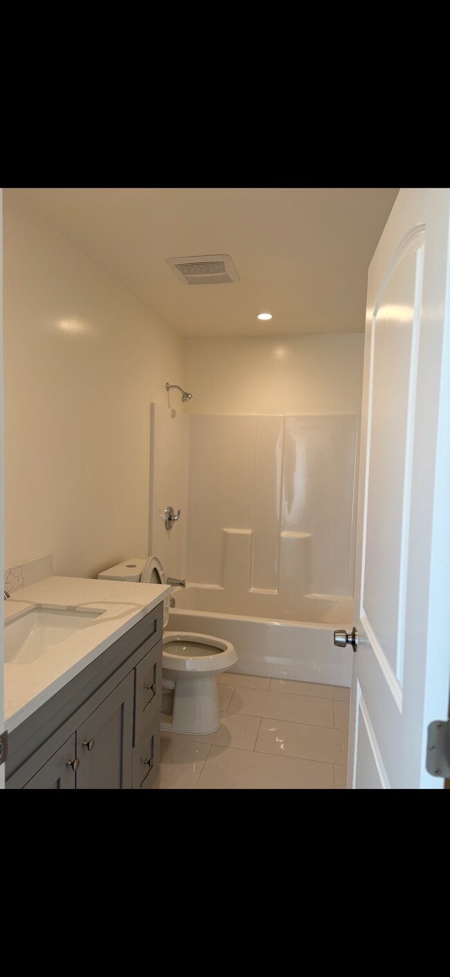 417 Camino Real St unit A, Duarte, CA 91010 - photo 3