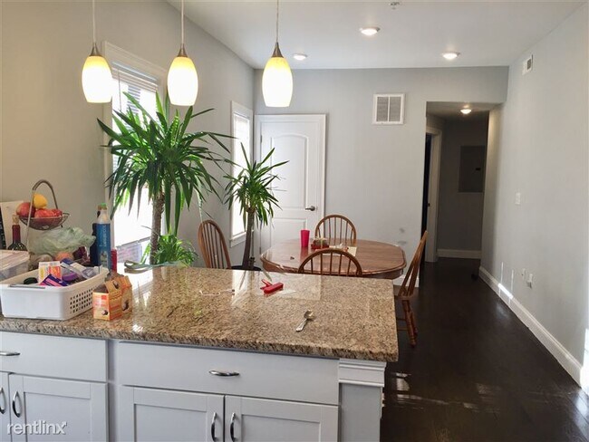 43 Saint Paul St unit 2, Brookline, MA 02446 - photo 7