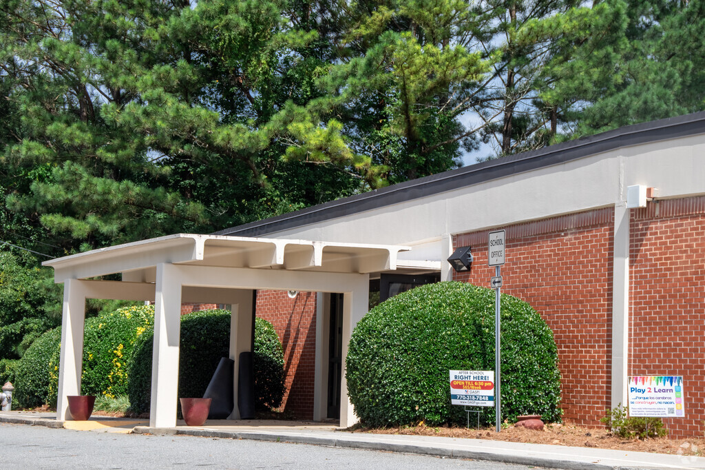 Main entrance to Bethesda Elementary School in Outlying Gwinnett County, Lawrenceville GA