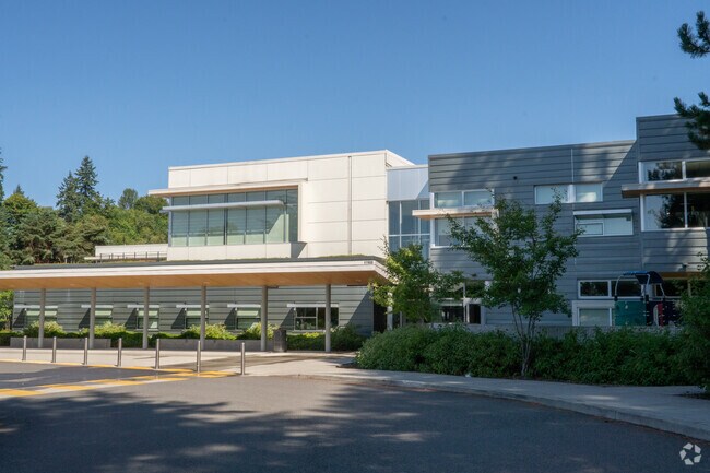 Bennett Elementary School located in the Northeast Bellevue neighborhood of Washington.