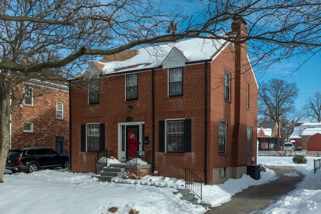 Bel-Nor has numerous brick colonial style homes.