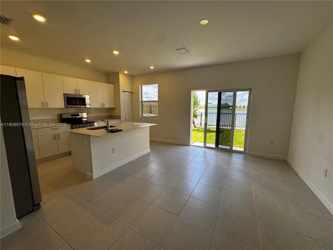 35836 SW 178th Ct, Homestead, FL 33034 - photo 4