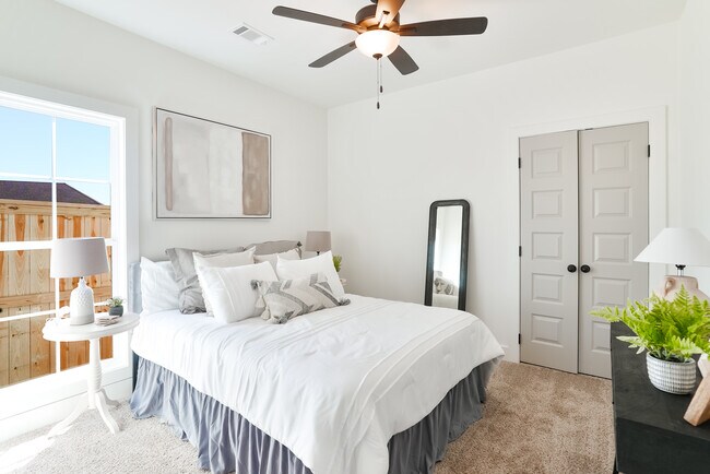 1289 Woodland Cir unit 37687154, Opelika, AL 36801 - photo 2